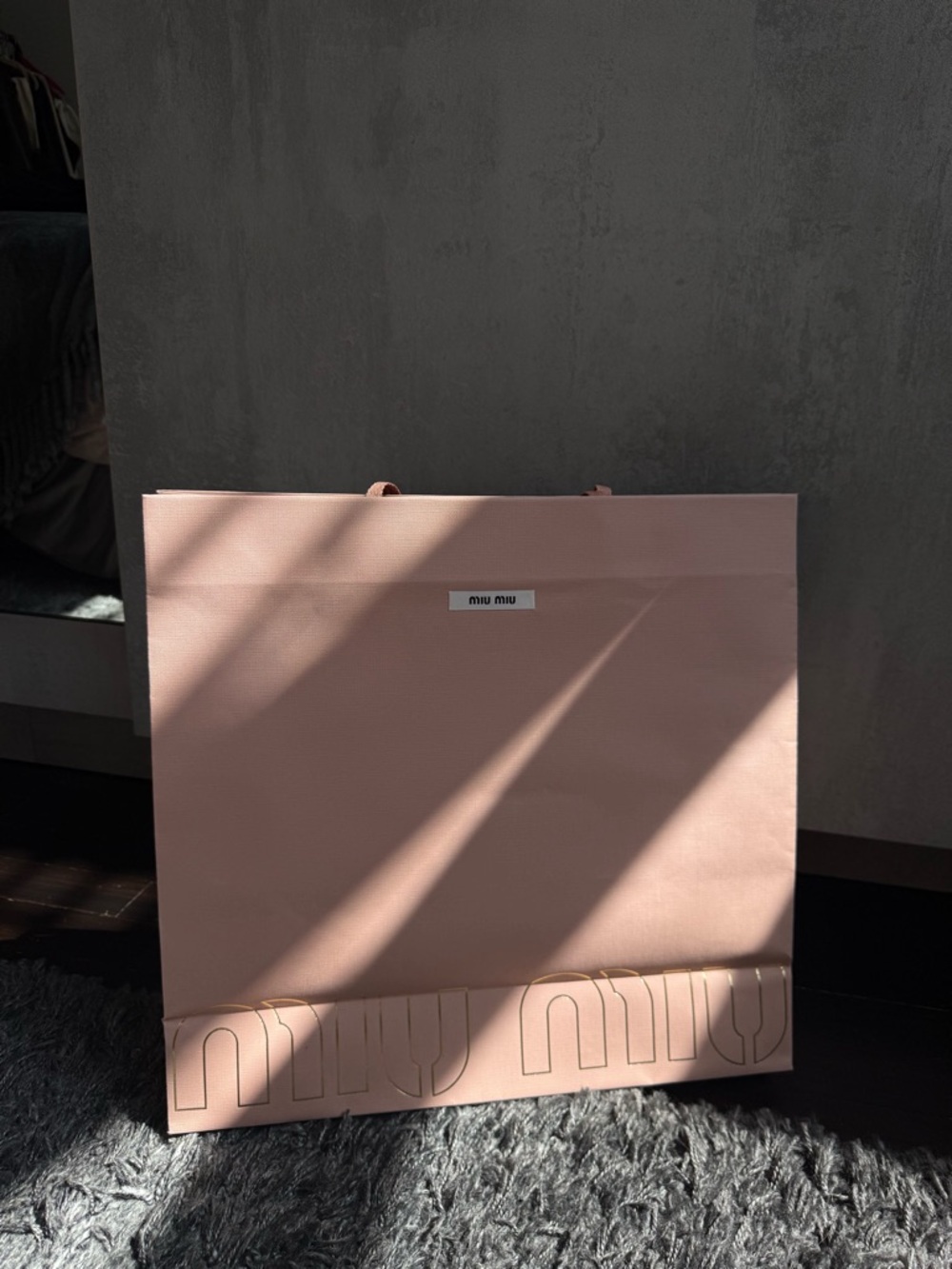 Miu Miu Dusty Pink Shopping Tote Bag - Picture 2 of 7